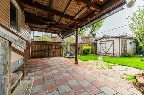 14 Cambridge Avenue Hamilton ON L8H 1T5