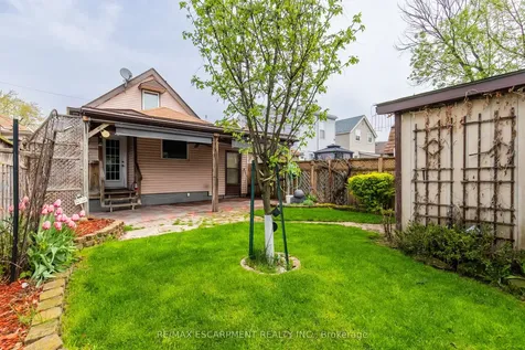 14 Cambridge Avenue Hamilton ON L8H 1T5