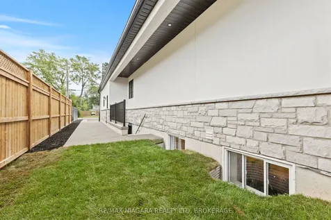 637 Buffalo Road Fort Erie ON L2A 5G7