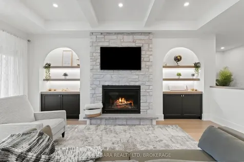 637 Buffalo Road Fort Erie ON L2A 5G7