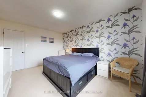 62 Como Place Hamilton ON L9B 1Y4