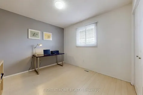 62 Como Place Hamilton ON L9B 1Y4