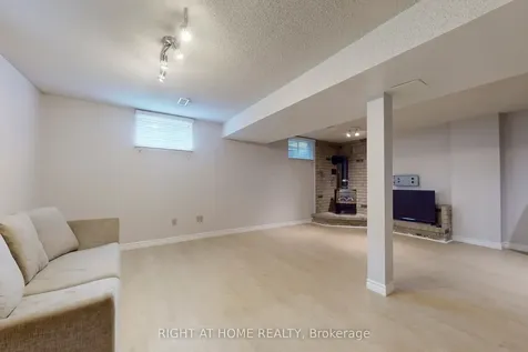62 Como Place Hamilton ON L9B 1Y4