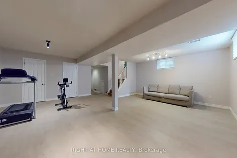 62 Como Place Hamilton ON L9B 1Y4