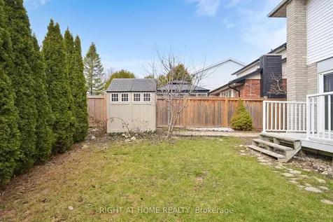 62 Como Place Hamilton ON L9B 1Y4
