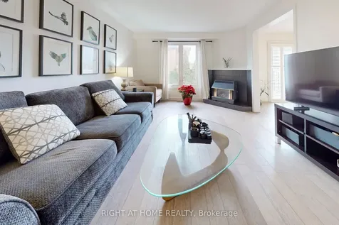 62 Como Place Hamilton ON L9B 1Y4