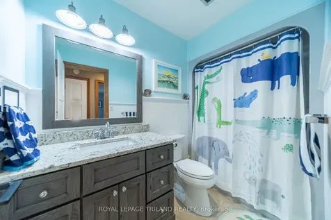 10441 Pinetree Drive Lambton Shores ON N0M 1T0