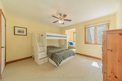 10441 Pinetree Drive Lambton Shores ON N0M 1T0