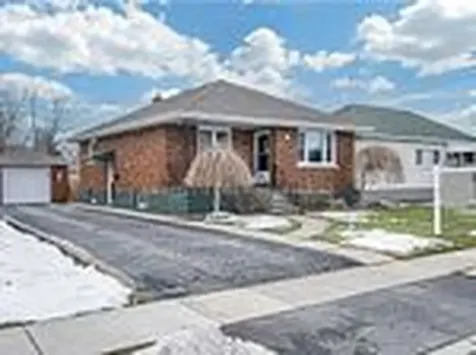 121 Christmas Street Port Colborne ON L3K 1M6