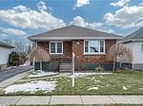 121 Christmas Street Port Colborne ON L3K 1M6