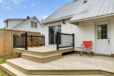 587 Roy Street W Laurentian Valley ON K8A 6R6
