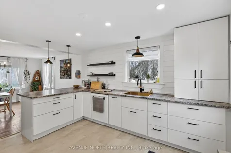 587 Roy Street W Laurentian Valley ON K8A 6R6
