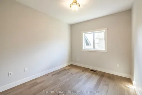 368 5th Ave A Avenue W Owen Sound ON N4K 6S7