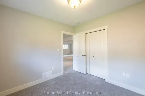 368 5th Ave A Avenue W Owen Sound ON N4K 6S7