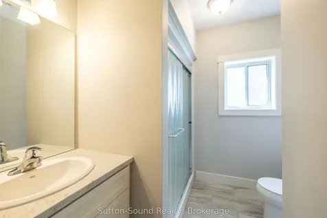 368 5th Ave A Avenue W Owen Sound ON N4K 6S7