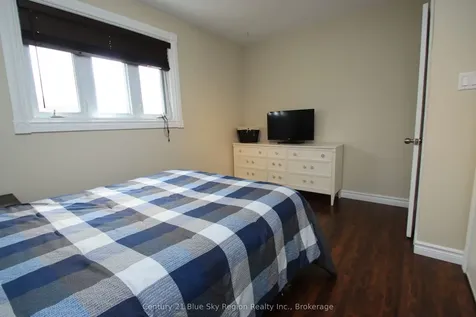 127 Bennett Street North Bay ON P1B 8X5