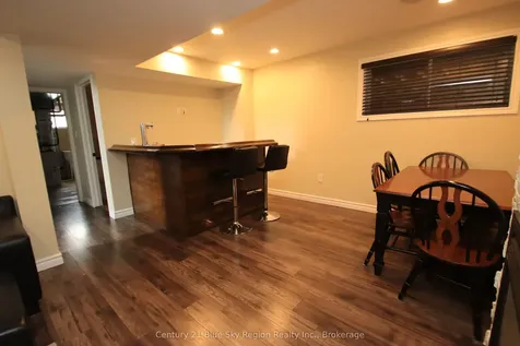 127 Bennett Street North Bay ON P1B 8X5