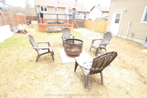 127 Bennett Street North Bay ON P1B 8X5