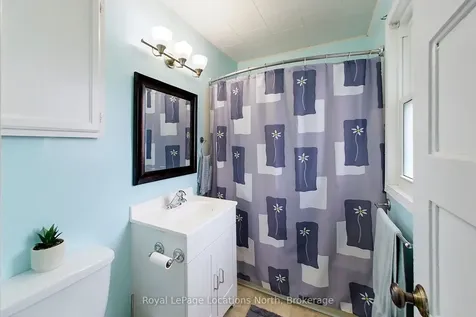 238 Trowbridge Street W Meaford ON N4L 1M9