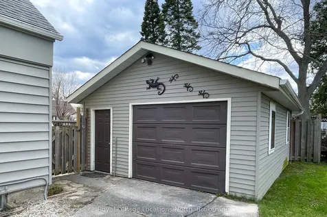 238 Trowbridge Street W Meaford ON N4L 1M9