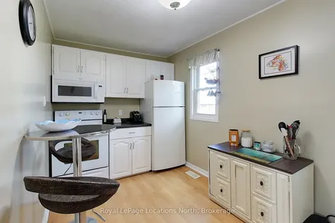 238 Trowbridge Street W Meaford ON N4L 1M9