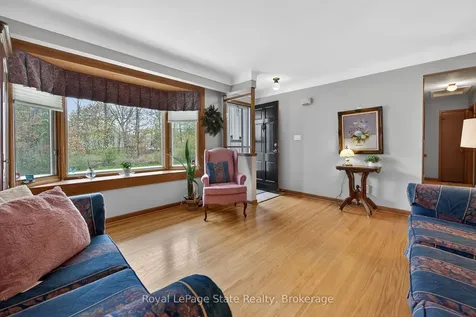 8 Woodrow Street N St. Catharines ON L2P 3K1