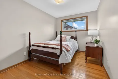 8 Woodrow Street N St. Catharines ON L2P 3K1