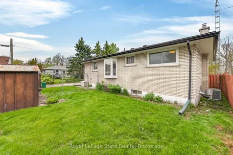8 Woodrow Street N St. Catharines ON L2P 3K1