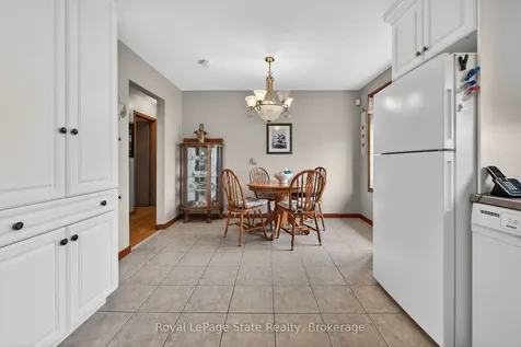 8 Woodrow Street N St. Catharines ON L2P 3K1
