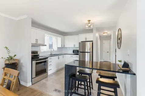 22 Elm Avenue Brockville ON K6V 2M4