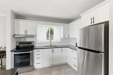 22 Elm Avenue Brockville ON K6V 2M4