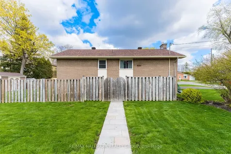 22 Elm Avenue Brockville ON K6V 2M4