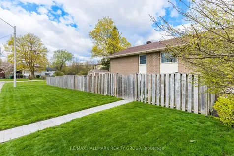 22 Elm Avenue Brockville ON K6V 2M4