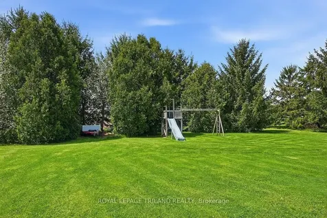 24671 Dodge Drive Strathroy-caradoc ON N7G 3B5