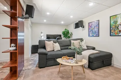 47 Gibbons Drive Centre Wellington ON N1M 3T4