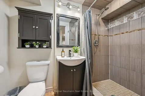 47 Gibbons Drive Centre Wellington ON N1M 3T4