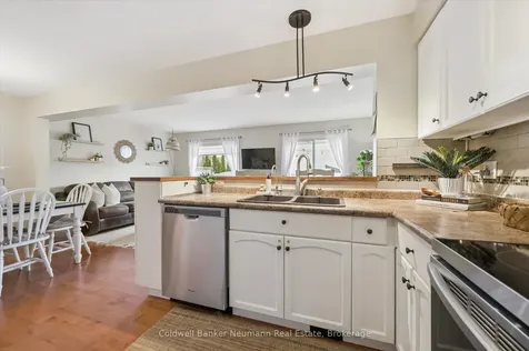 47 Gibbons Drive Centre Wellington ON N1M 3T4