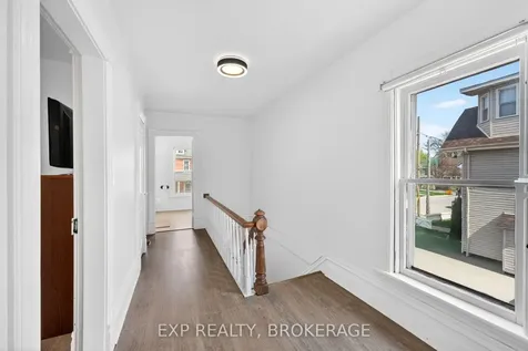 52 Daniel Street Brockville ON K6V 4Z5