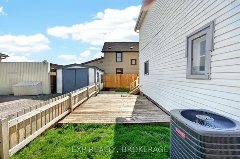 52 Daniel Street Brockville ON K6V 4Z5