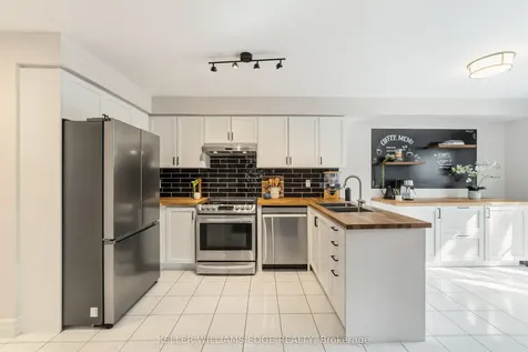 39 Harnesworth Crescent Hamilton ON L0R 2H6