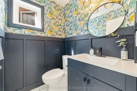 39 Harnesworth Crescent Hamilton ON L0R 2H6