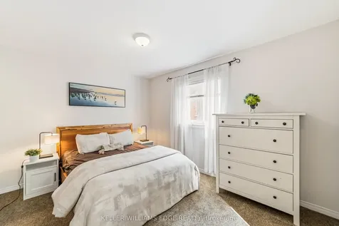39 Harnesworth Crescent Hamilton ON L0R 2H6