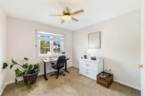 39 Harnesworth Crescent Hamilton ON L0R 2H6