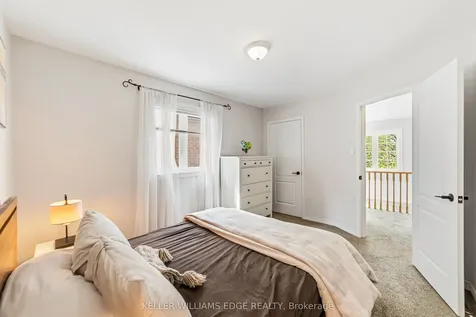39 Harnesworth Crescent Hamilton ON L0R 2H6