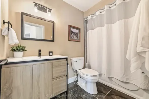 39 Harnesworth Crescent Hamilton ON L0R 2H6