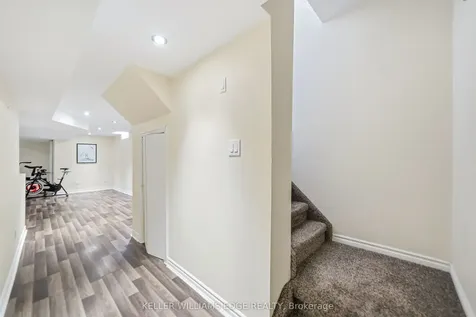39 Harnesworth Crescent Hamilton ON L0R 2H6