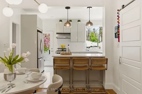 197 Burris Street Hamilton ON L8M 2J7