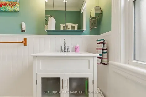 197 Burris Street Hamilton ON L8M 2J7