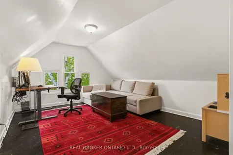 197 Burris Street Hamilton ON L8M 2J7