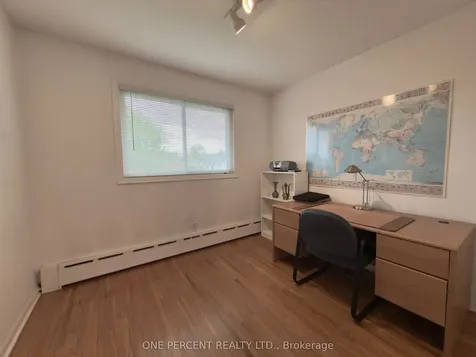6 Kingsway Crescent St. Catharines ON L2N 1A6